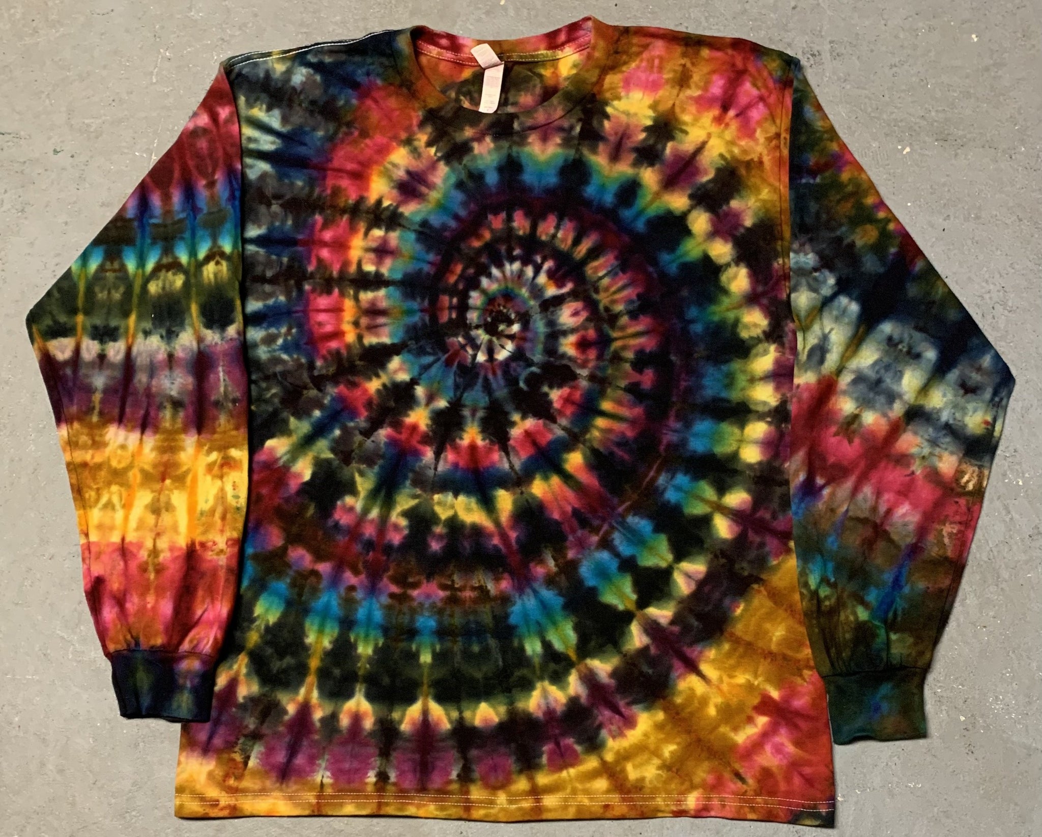Shine On Dyez : Tie Dye Apparel and Decor